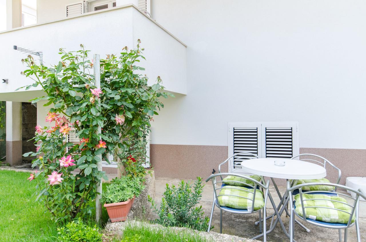 Apartments Mateo Baška Voda Exterior foto